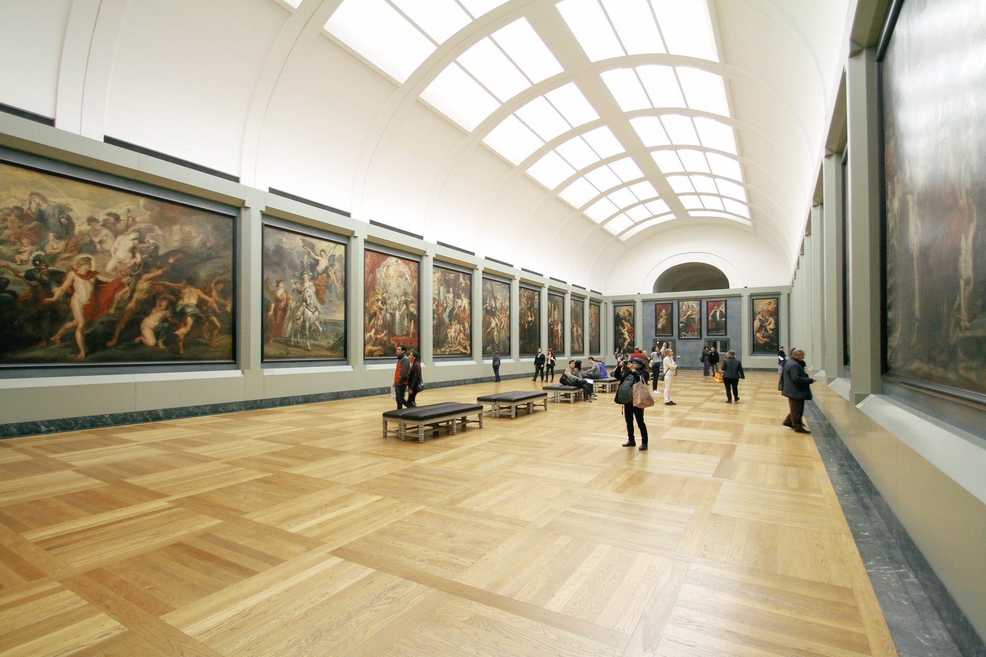Musée et peintures
